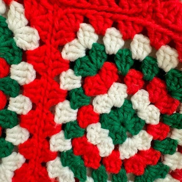 Handmade Granny Square Christmas Stocking Set of 2 XL Vintage Green Red White - Picture 3 of 5